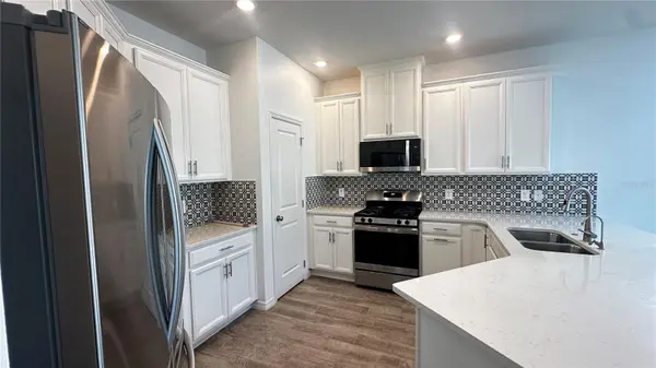1025 PANDO LOOP, Orlando, FL 32824