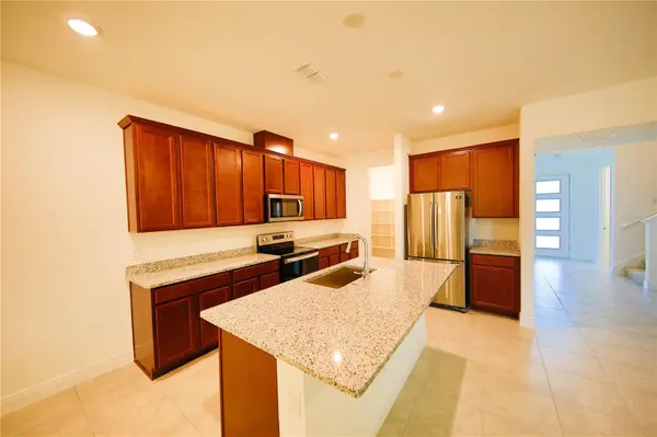 7389 ALPINE BUTTERFLY LN, Orlando, FL 32819