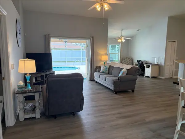 25 BISCAY LN, Palm Coast, FL 32137
