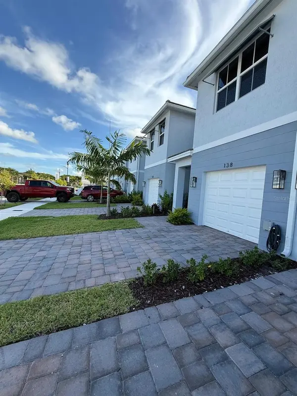 142 NE 14TH TER, Homestead, FL 33033