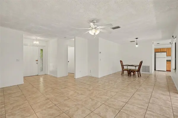 997 MARIPOSA DR NE, Palm Bay, FL 32905