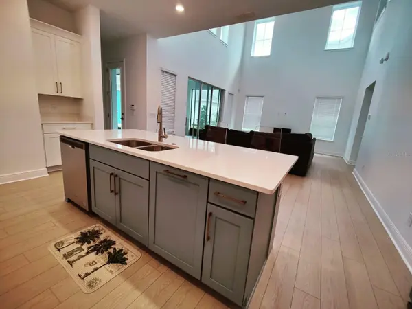 7703 NEMOURS Pkwy, Orlando, FL 32827