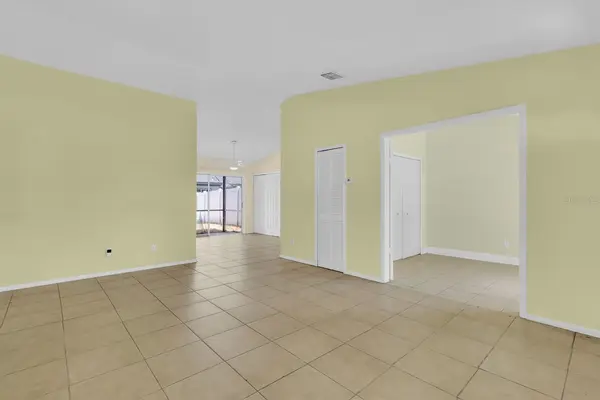 3143 STONECASTLE RD, Orlando, FL 32822