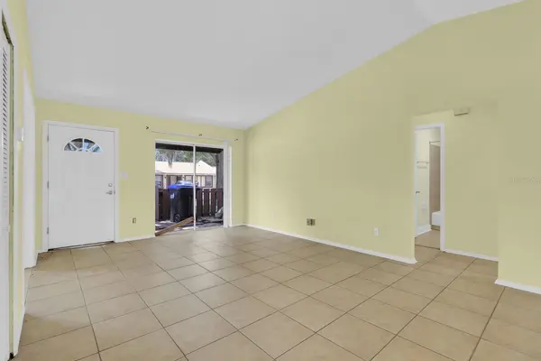 3143 STONECASTLE RD, Orlando, FL 32822