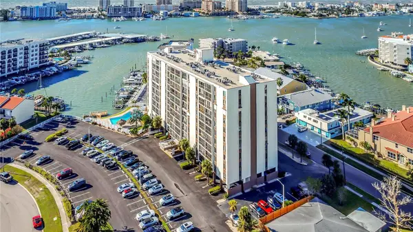 255 DOLPHIN PT #407, Clearwater Beach, FL 33767