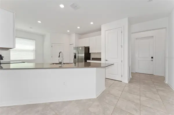 860 DARING DR, Davenport, FL 33837