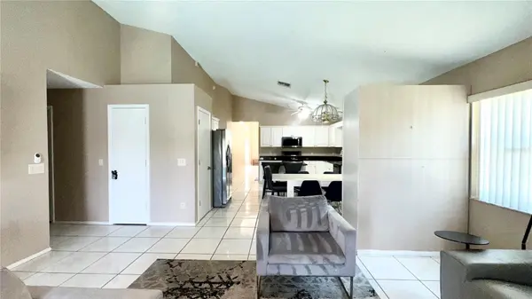223 LAKE DAVENPORT ESTATES DR, Davenport, FL 33897