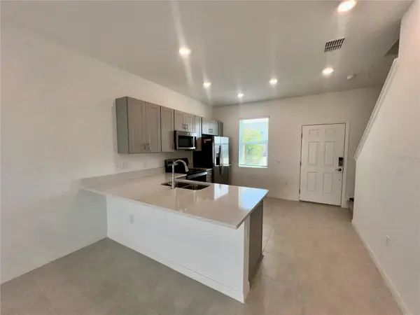 3200 SKYLINE LOOP, Kissimmee, FL 34758