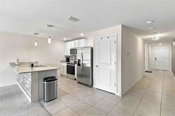 2496 RIM DR, Spring Hill, FL 34608