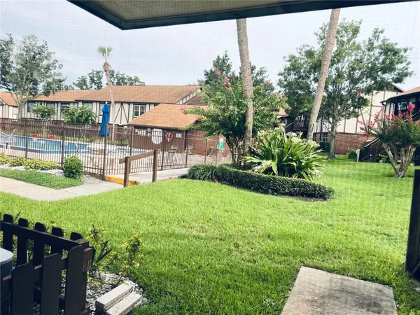 5467 HANSEL AVE #H15, Orlando, FL 32809