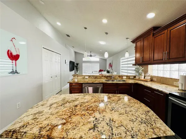 8885 PALISADES BEACH AVE, Orlando, FL 32829