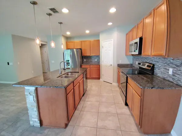 2213 WAUKEGAN DR, Kissimmee, FL 34758