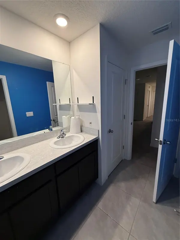 7499 SAIL CLOVER LN, Zephyrhills, FL 33540