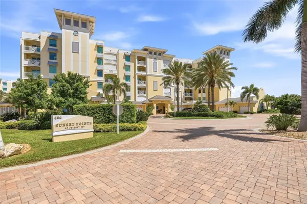 650 COLLANY RD #401, Tierra Verde, FL 33715