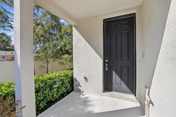 2710 SCARLET BAY PL, Brandon, FL 33510