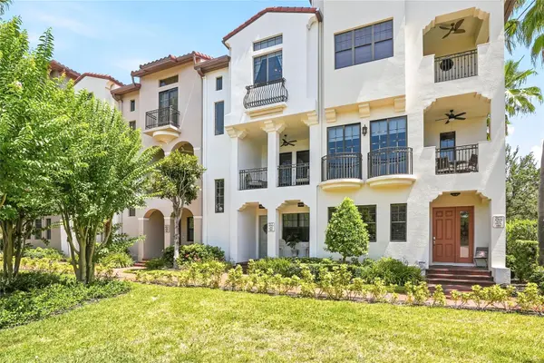 4815 YACHT CLUB DR #102, Tampa, FL 33616