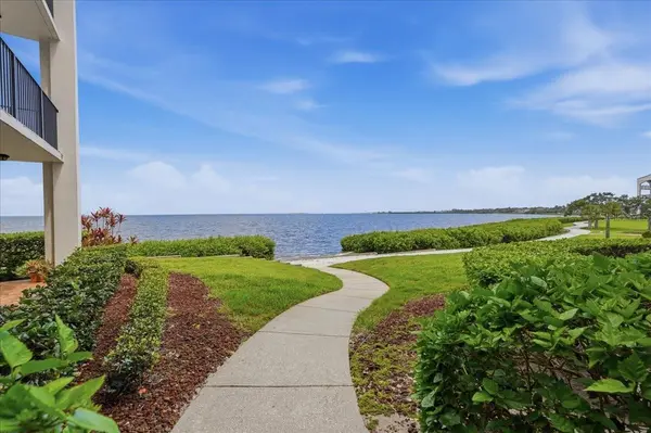 401 MARINER DR #401, Tarpon Springs, FL 34689