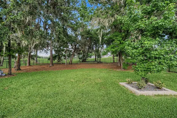 4926 SOUTHERN VALLEY LOOP, Brooksville, FL 34601