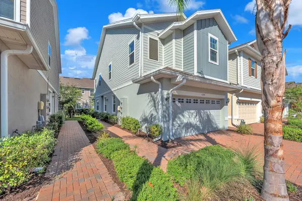 5741 SPOTTED HARRIER WAY, Lithia, FL 33547