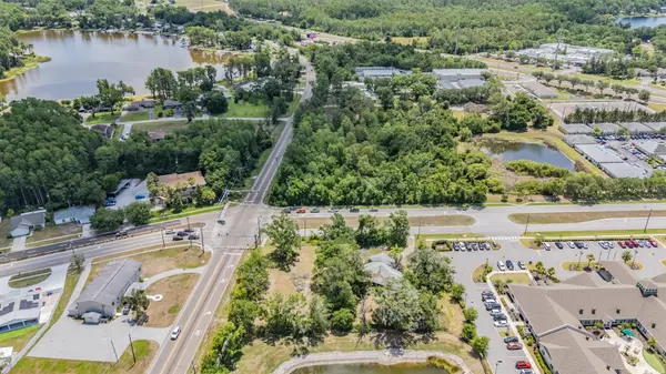 18950 SUNLAKE BLVD, Lutz, FL 33558
