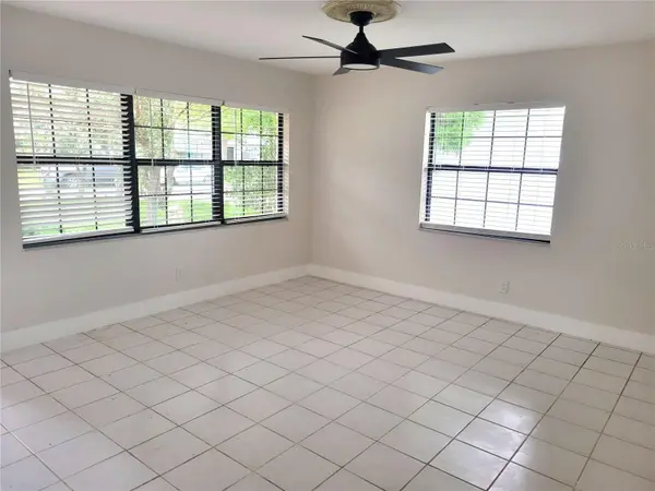 1835 MARYLAND AVE NE, St Petersburg, FL 33703
