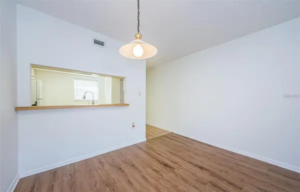 2650 COUNTRYSIDE BLVD #F110, Clearwater, FL 33761