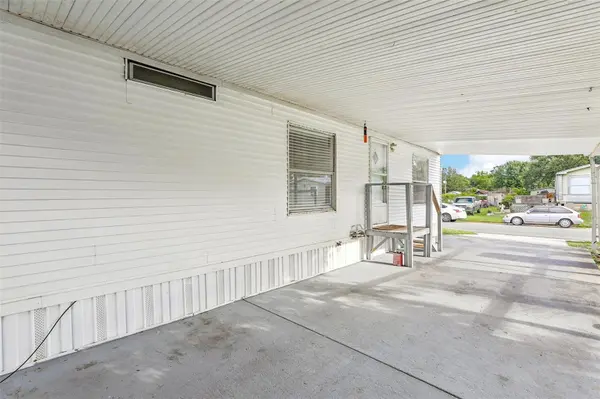 2638 SEA OATS CIR S, Lakeland, FL 33815