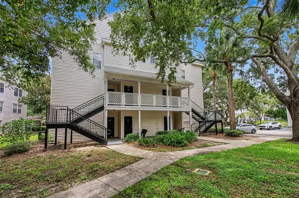 3270 HAVILAND CT #301, Palm Harbor, FL 34684