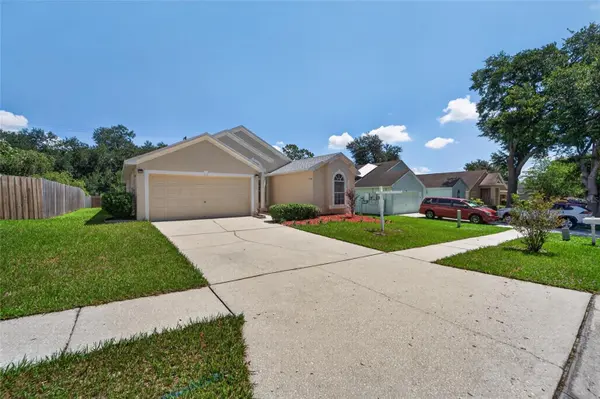 418 HENDERSON AVE, Seffner, FL 33584