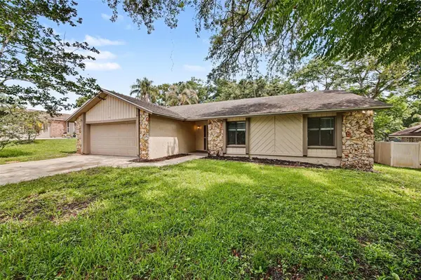 612 HEATHER BRITE CIR, Apopka, FL 32712