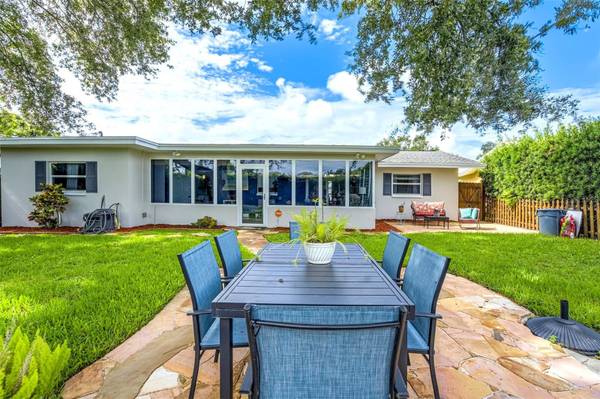 1636 LEISURE DR, Clearwater, FL 33756