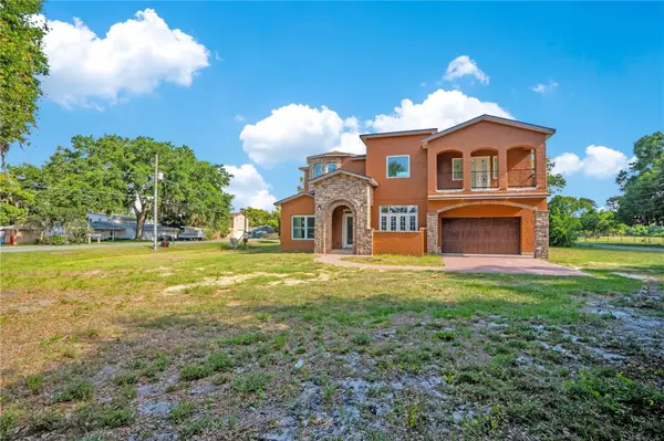 818 LAKE AGNES DR, Polk City, FL 33868