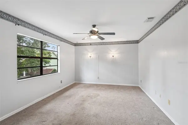 18411 AUTUMN MIST DR, Lutz, FL 33549