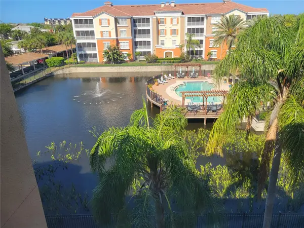 7905 N SEMINOLE BLVD #3404, Seminole, FL 33772
