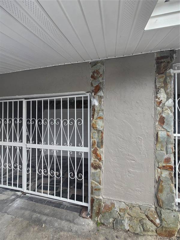 3905 E OSBORNE AVE, Tampa, FL 33610