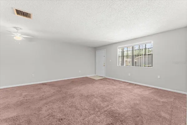 12407 OAK CEDAR PL #202, Tampa, FL 33612