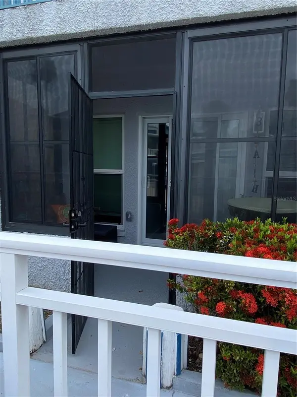 230 MEDALLION BLVD #D, Madeira Beach, FL 33708
