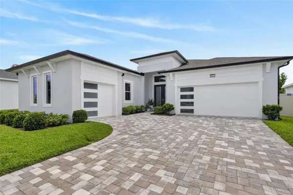 8634 DRUMMER PLANK DR, Wesley Chapel, FL 33545