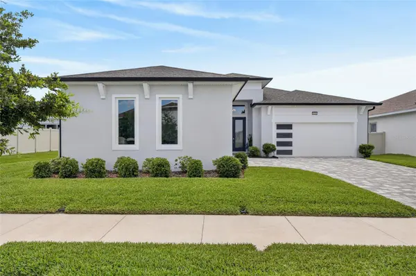 8634 DRUMMER PLANK DR, Wesley Chapel, FL 33545