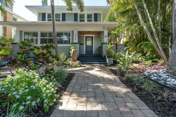 248 14TH AVE NE, St Petersburg, FL 33701