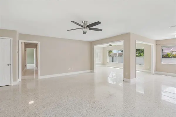 563 EASTVIEW RD, Largo, FL 33770