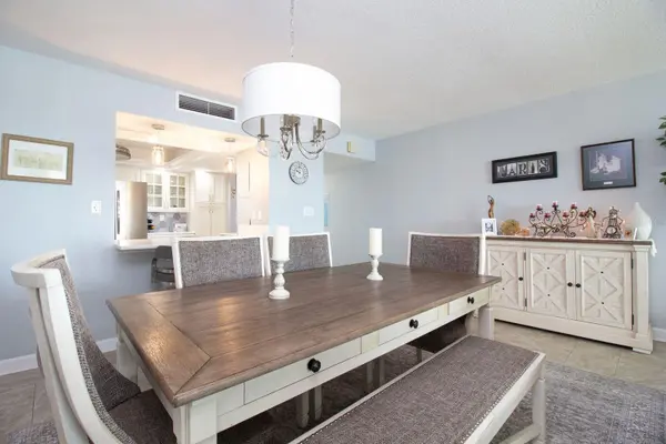 17920 GULF BLVD #301, Redington Shores, FL 33708