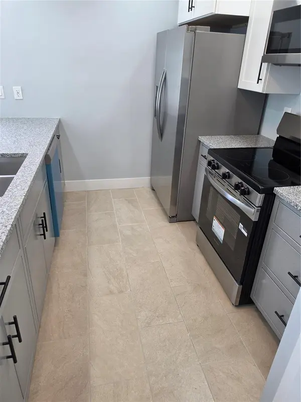 145 131ST AVE E #3, St Petersburg, FL 33708