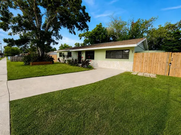 7001 59TH ST N, Pinellas Park, FL 33781