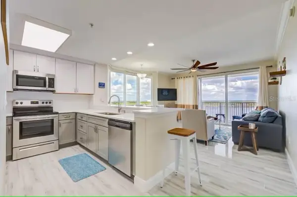 13415 BLUE HERON BEACH DR #1201, Orlando, FL 32821