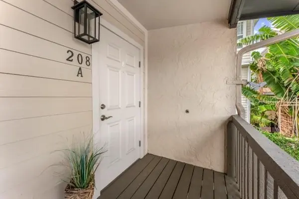527 S LINCOLN AVE #A208, Tampa, FL 33609