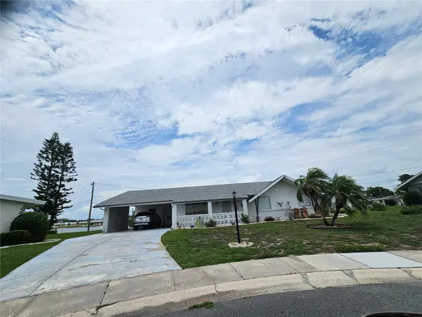 1703 AMHURST CIR, Sun City Center, FL 33573