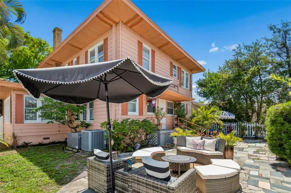 4621 9TH AVE N, St Petersburg, FL 33713