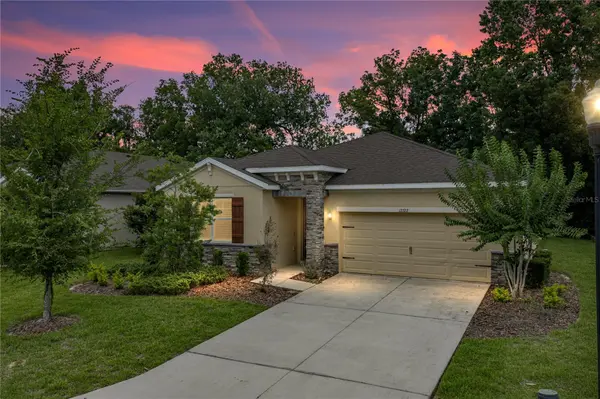 12322 EASTPOINTE DR, Dade City, FL 33525