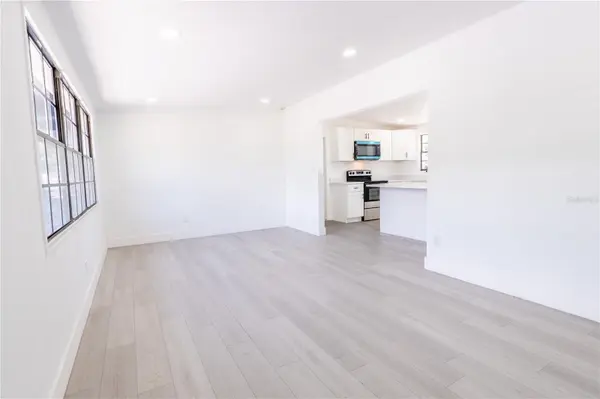 4112 W FAIRVIEW HTS, Tampa, FL 33616